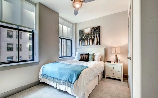 10 Light by Global Luxury Suites