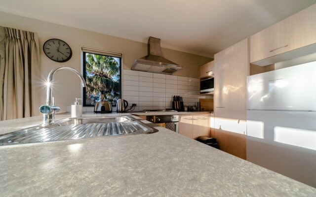 Glenfield Central Modern 1 Bdr Unit