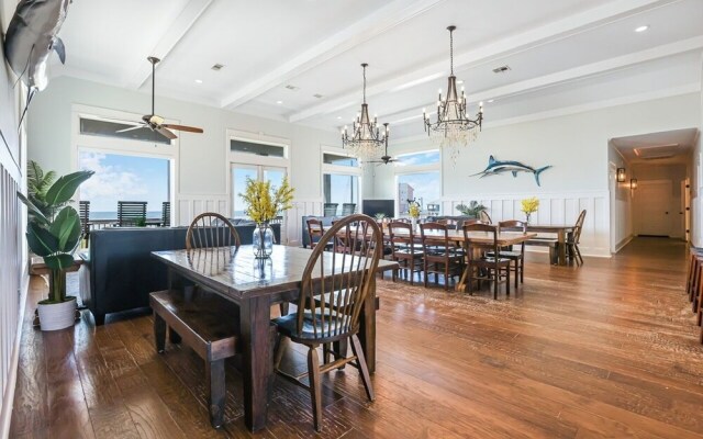 Sandy Orchid Lodge by RedAwning