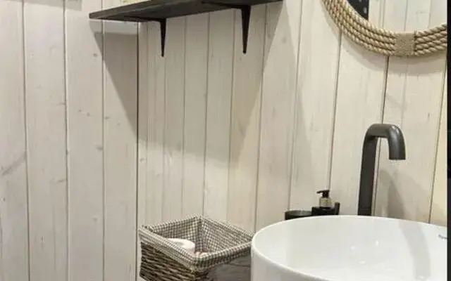 Eco-house Dovolity