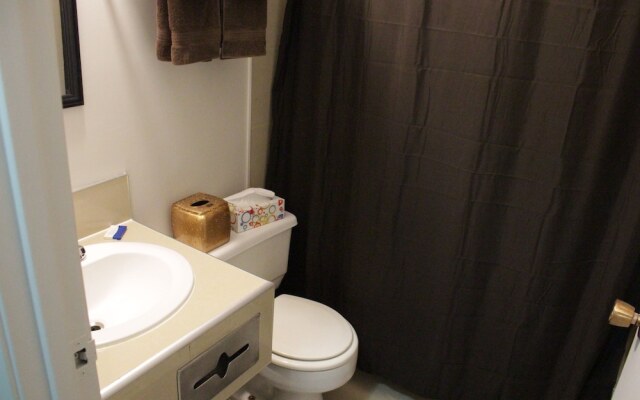 Morinville Plaza & Suites