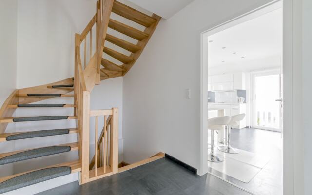 Private House Best Hain (5553)