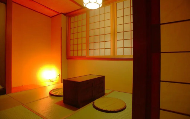 Yamashiro Onsen Ryokan Tatami