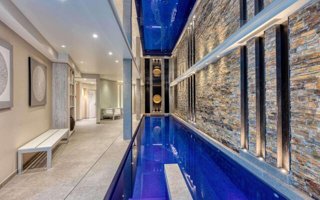 Best Western Plus Le Lavarin
