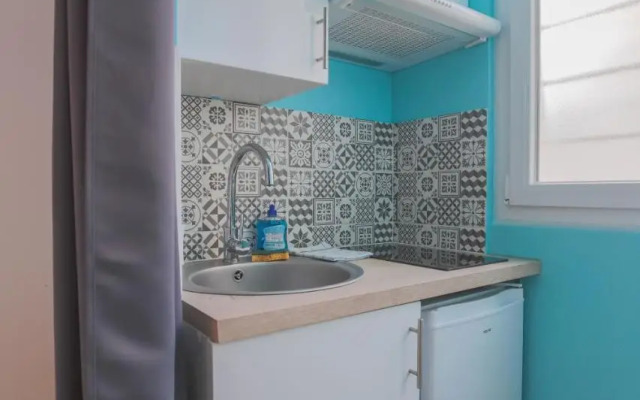 studio marine 100m plage