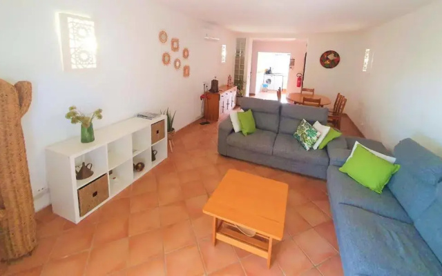 Nice 2 bedroom apartment groundfloor swimming pool
