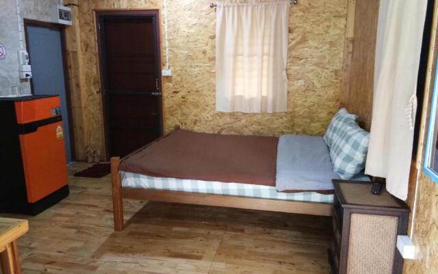 Ban Suan Sukjai Mae Sariang