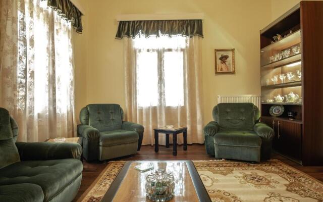 Mansion Argyrakiko