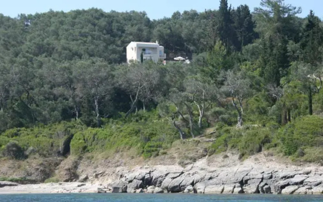 Paxos villa Thalassa