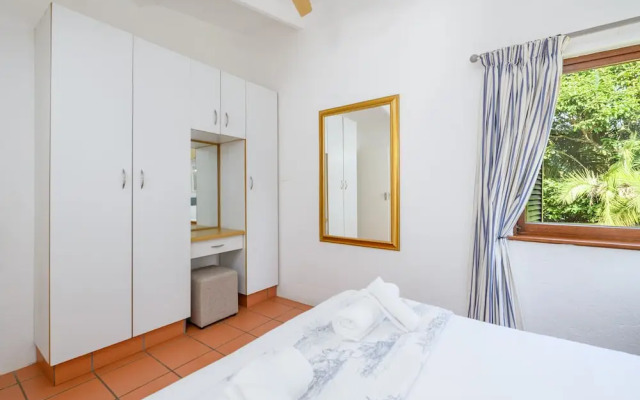 San Lameer Villa Rentals 2408