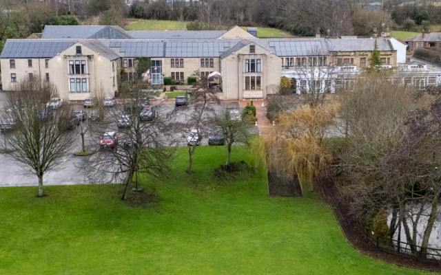 Gomersal Park Hotel