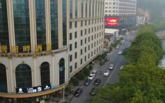 South Bay Hotel