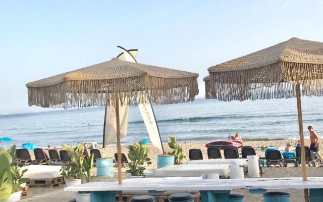 Marbella Beachfront - Apartment With sea views B1