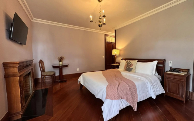 Aroso Paço Hotel