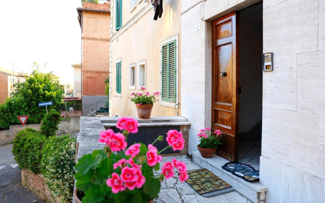 Siena UP Town - Sabrina's Cozy Apartment