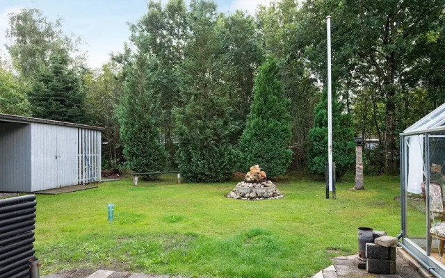 Spacious Holiday Home in Ansager near Lake
