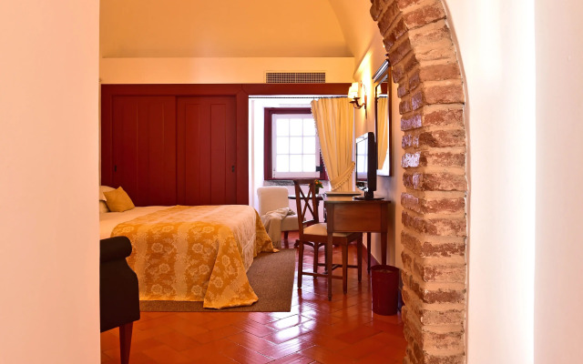 Pousada Convento de Beja - Historic Hotel