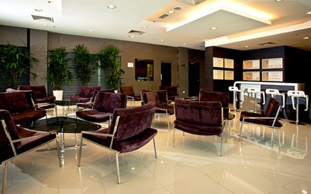 Pinetree Hotel