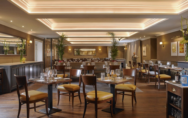 Citywest Hotel