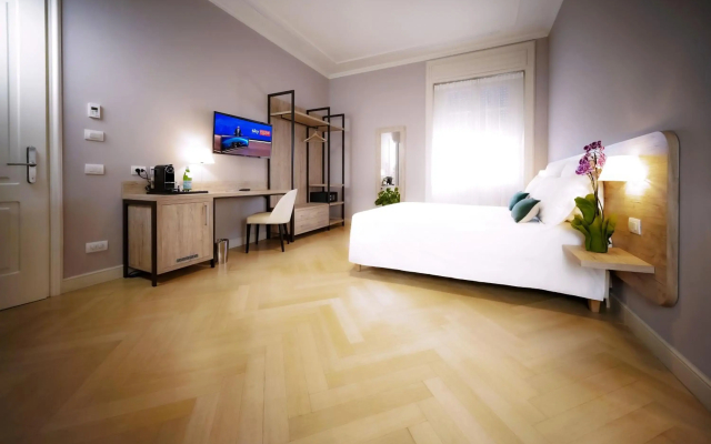 Bergamo Inn 43