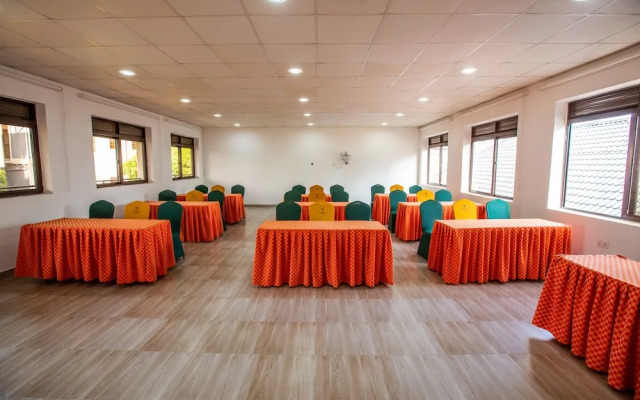 Trisek Hotel