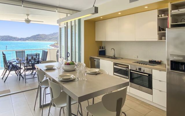 1 Bright Point Apartment 2305