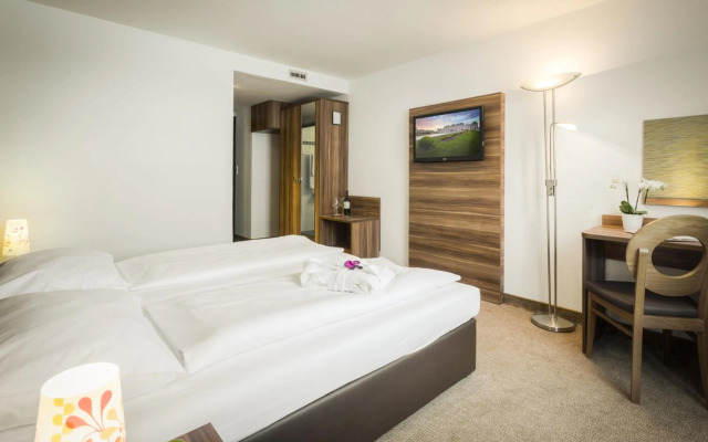 Country Inn & Suites by Radisson, Seattle-Tacoma International Airport, WA