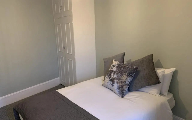 Chelsea Apartments