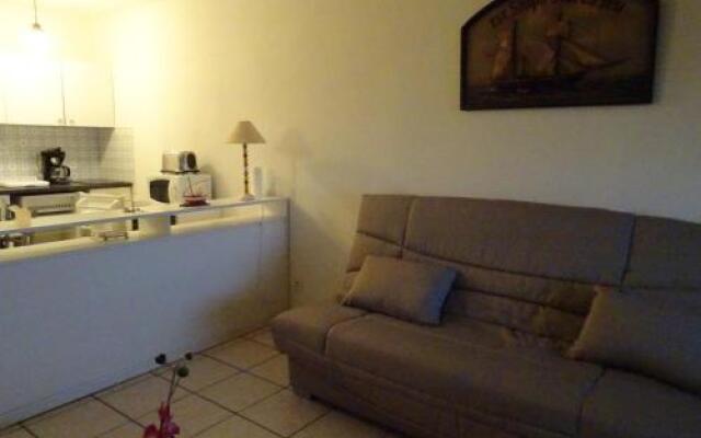 Languedoc Immobilier Appartement Vue Mer Face Plage Parking - Pt124