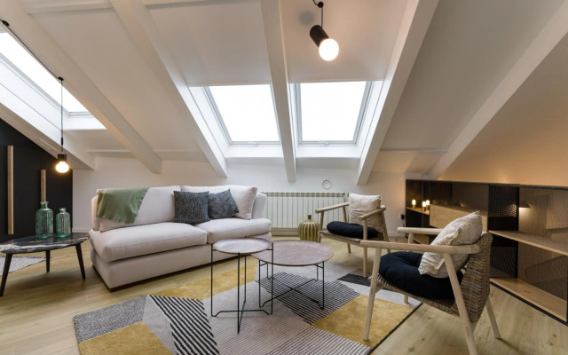 Seis Aldabas Apartamentos