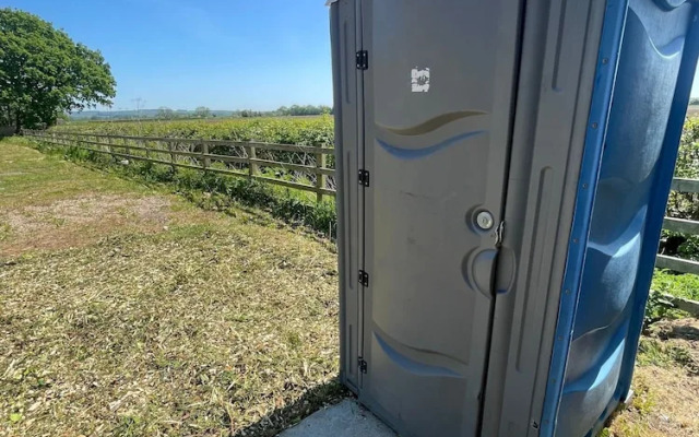 The Paddock Glamping - Clover 2