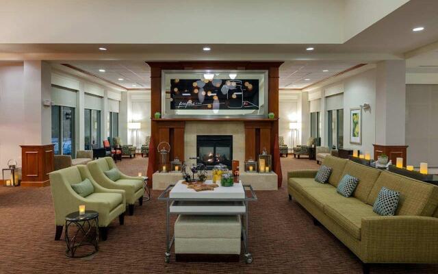 Hilton Garden Inn Lake Forest Mettawa