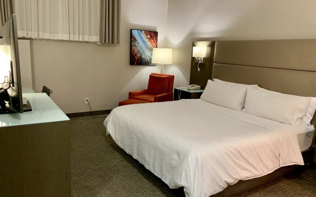 Holiday Inn Express Vancouver-Metrotown (Burnaby) by IHG