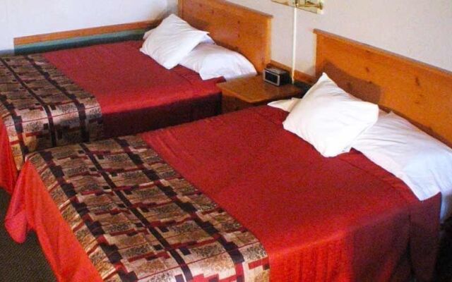 Royal 7 Budget Inn Motel