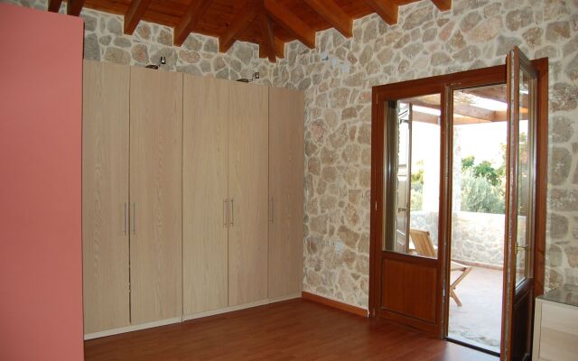 Pyrgos Luxury Country Home