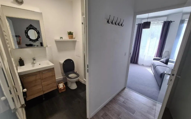 Chambre avec salle de bain /wc