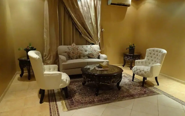Comfort Inn Al Taawon