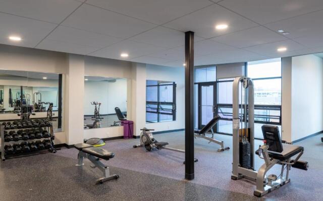 Flexhome Skywalk to Fiserv U3 RooftopGymParking