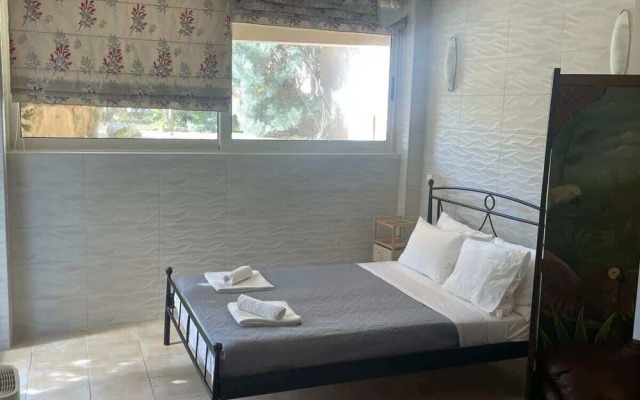 Cassiopeia 3-Bedroom House on beach