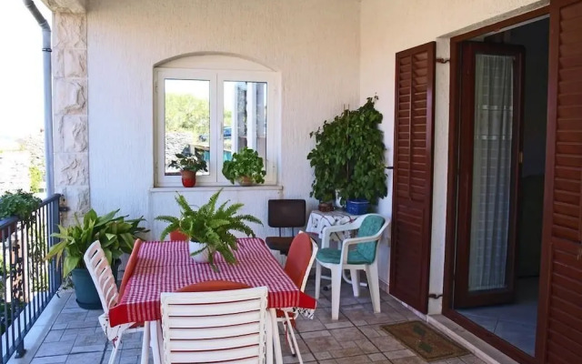 Apartments Janja Postira