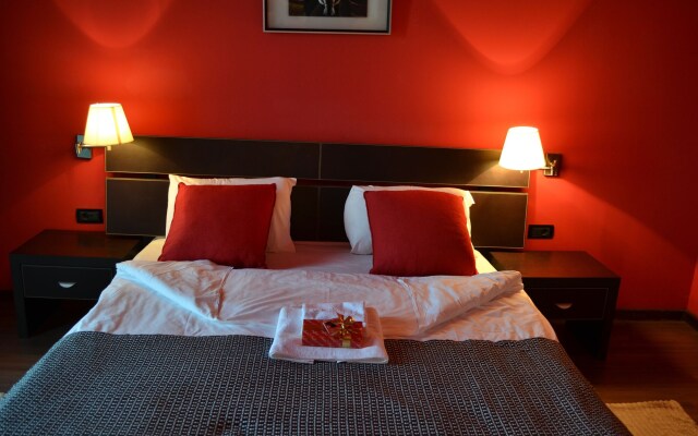 Hotel Phoenicia Express