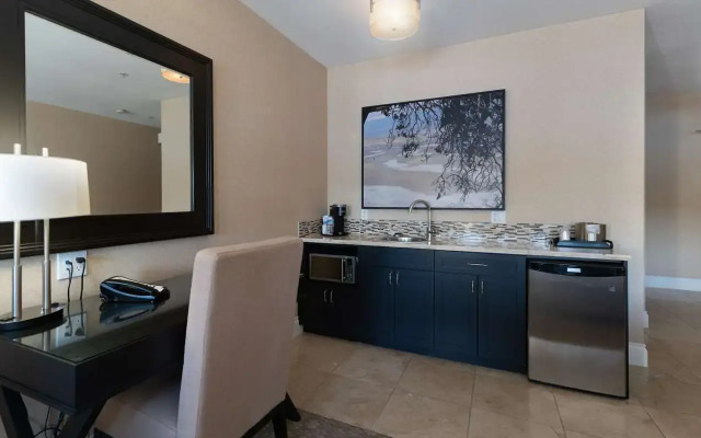 Prestige Oceanfront Resort, WorldHotels Luxury
