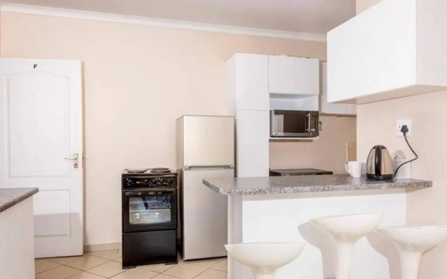 Sun n Surf Sunny and spotless 1 bedroom apartment