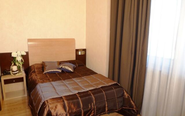 Euro House Suites Rome Airport
