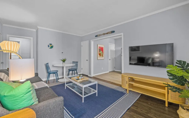 881 Furnished Apartments