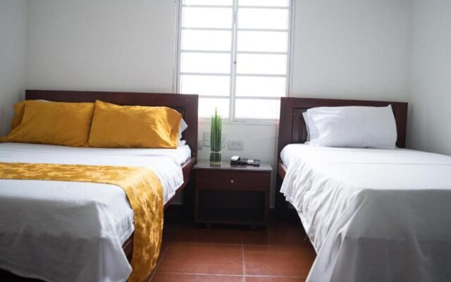 Hotel Avenida 3 Real