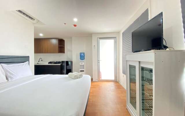 Spacious Studio Room at Apartment Grand Asia Afrika Residence