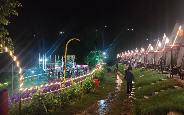 Camp in Rishikesh