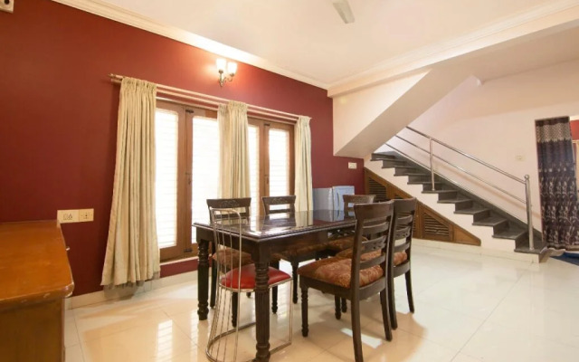 Eyrie Comforts BY OYO Rooms