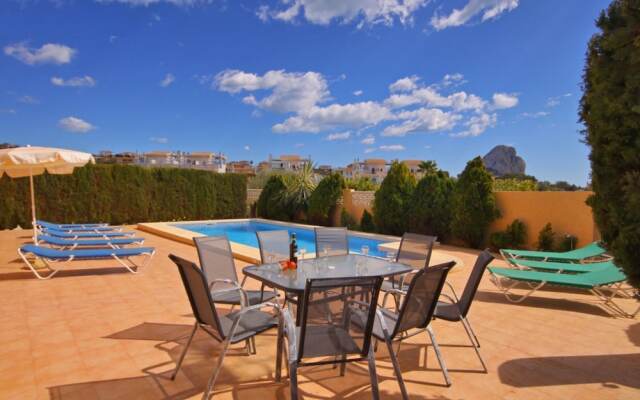 Villa - 4 Bedrooms with Pool and WiFi - 105014